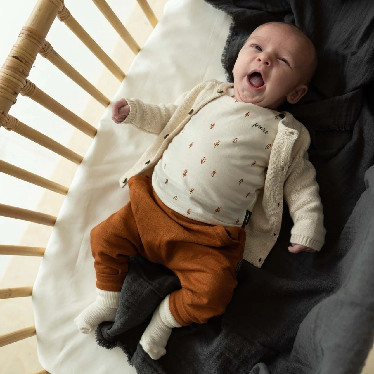 Prénatal Newborn Vest Pure Lange Mouwen Effen Beige 6 Prénatal Newborn Vest Pure Lange Mouwen Effen Beige - Afbeelding 6