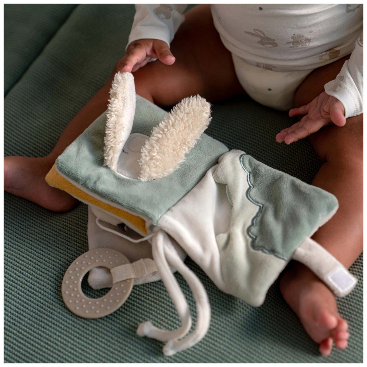 Prénatal Buggyboekje Kleine Vriendjes Ivory White 3 Prénatal Buggyboekje Kleine Vriendjes Ivory White - Afbeelding 3