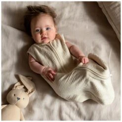 Prénatal Slaapzak Mousseline Beige 9 Prénatal Slaapzak Mousseline Beige -Prenatal 1517430286 4 D1F52AFE63848DABB75F75916E2261A4 4